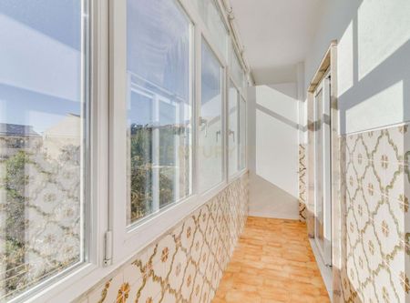 Santa Iria de Azoia, Lisbon - Photo 3