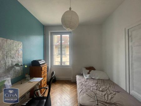 Appartement à louer 5 pièces - Photo 2