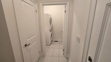 For Lease - 2908 Whites Road, Pickering, Ontario - Photo 2