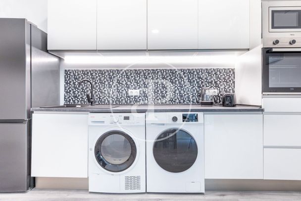 Loft de alquiler en Carrer de Fra Joan de Monzó, En Corts - Doctor Waksman - Photo 1