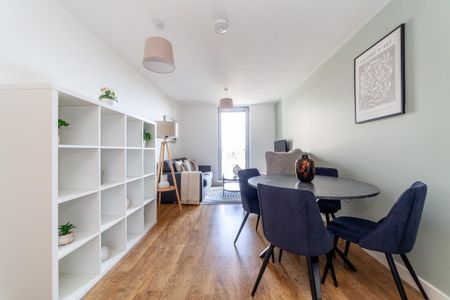 2 bedroom flat to rent - Photo 4