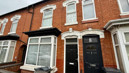 3 bedroom terraced house to rent - Photo 4