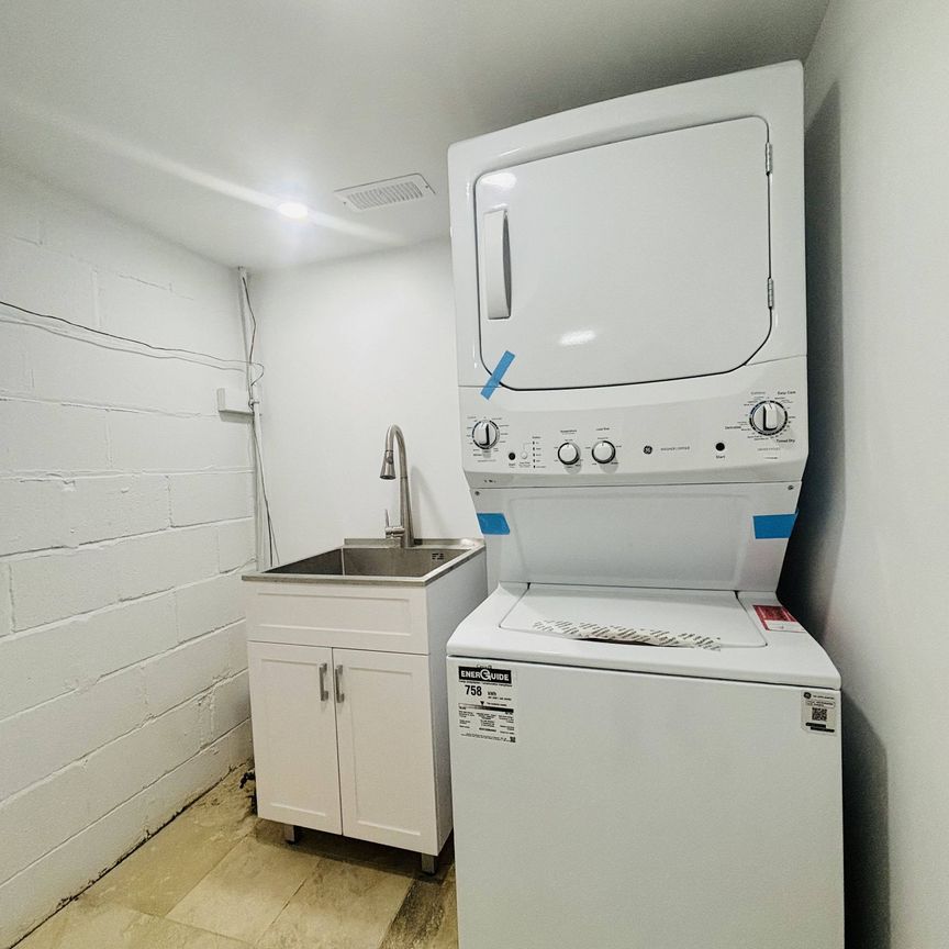 For Lease - 2463 Camilla Road Unit# Lower, Mississauga, Ontario - Photo 1