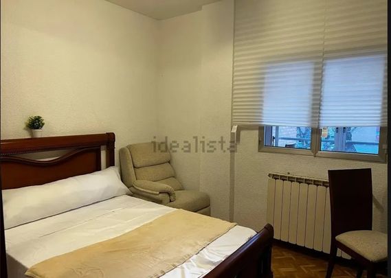 Calle Paredes de Nava, Madrid, Community of Madrid 28017 - Photo 1