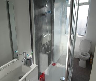 Silver Royd Hill (room 1), Armley, Leeds - Photo 5