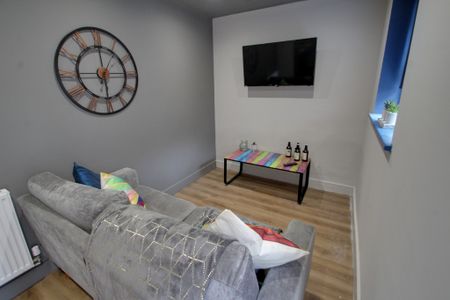 1 bed house share to rent in Franche Road, Leicester, LE3 - Photo 2