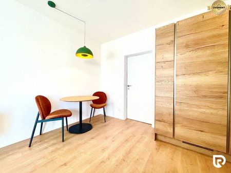 RentHub | 1-izbový byt 36m2 + garáž. státie | Cementárenská I - Fotografia 3
