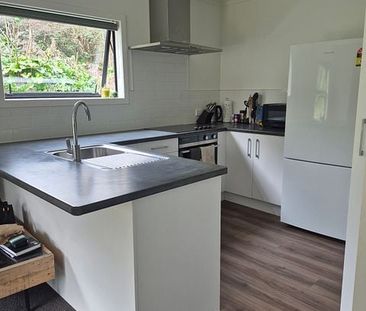 Hidden 2 bedroom Gem! - Photo 4