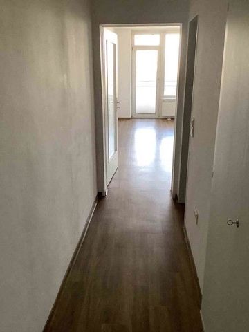 Schicke 1 Zimmerwohnung mit Balkon - Foto 4