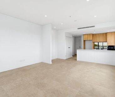 NEAT & TIDY 1 BEDROOM UNIT WITH BLUE MOUNTAINS VIEWS! - Photo 1