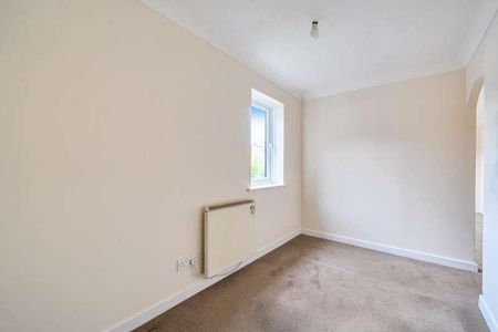 Sovereign Court, High Wycombe, HP13 - Photo 2