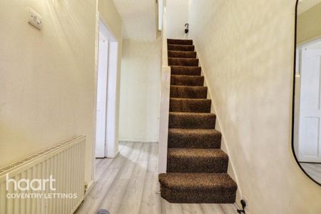 3 bedroom terraced house to rent - Photo 3