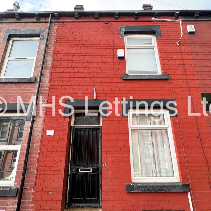 15 Beamsley Grove, Leeds, LS6 1LA - Photo 1