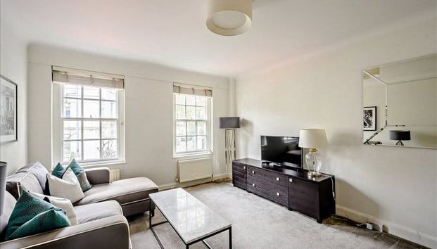 This spacious first floor, two double bedroom (820 sq. ft.) apartment, located in the heart of Chelsea, is now available to rent. EPC rating C | Council Tax Band D - Photo 1