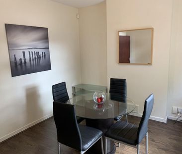 2 bedroom terraced house to rent - Photo 4