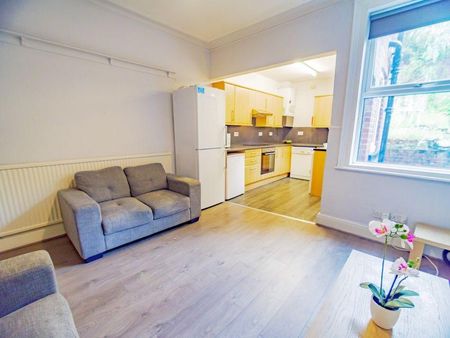 4 bedroom house share to rent - Photo 3