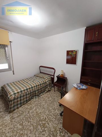 Alquiler Piso en Avda. Andalucía, Jaén - Photo 3