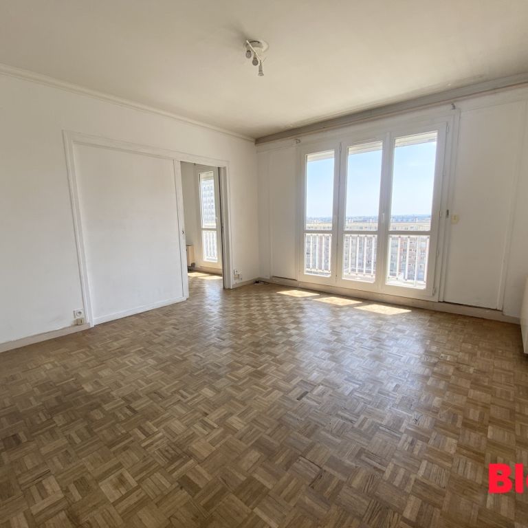Location Appartement 4 pièces 76m² RENNES 35000 - Photo 1