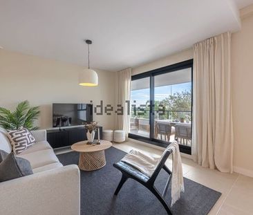 Alquiler de piso en Calle Archidona, 2 -6-8 - Photo 2