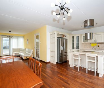 Helenusstraat 15, Homeruskwartier Midden, 1363VC, Almere - Photo 1