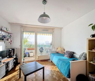 Joli studio de 25 m2 au 7ème étage en cours de rénovation - Photo 1