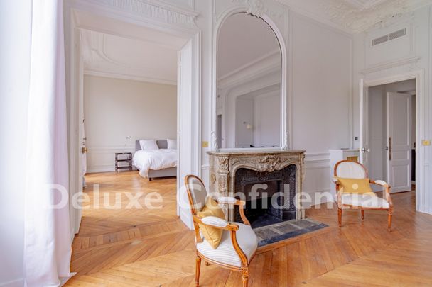Superbe location meublée Triangle d'or - BAIL NON RESIDENT - Photo 1