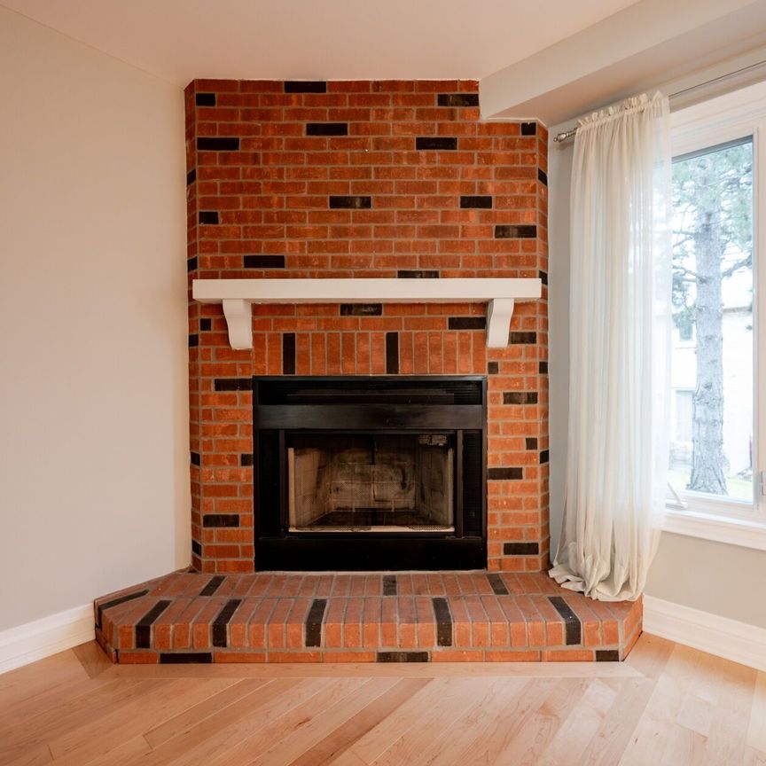 For Lease - 35 Ceremonial Drive Unit# 36, Mississauga, Ontario - Photo 1
