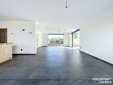 Hoogstaand afgewerkte nieuwbouwwoning met garage - Foto 2