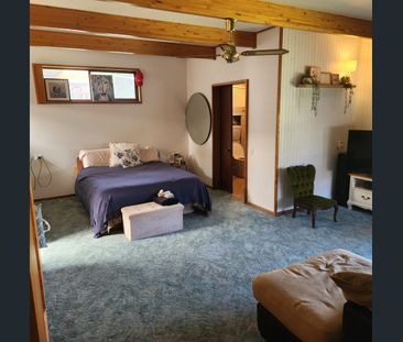 Spacious Home in Fantastic Location - Photo 2