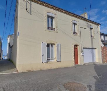 Charmante maison entièrement rénovée et meublée à seulement quelque... - Photo 3