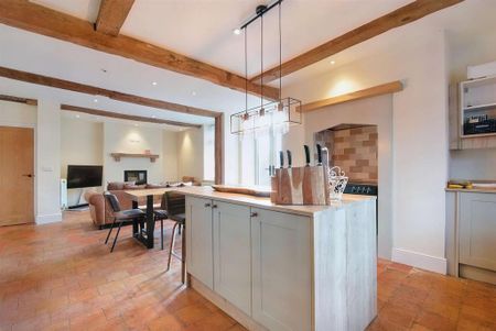 4 bedroom farm house to rent - Photo 5