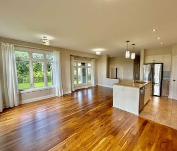 For Lease - 798 Carnelian Crescent, Blossom Park - Airport and Area... - Photo 2