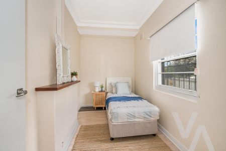 71 Hanbury Street, Mayfield NSW 2304 - House For Rent | Domain - Photo 2