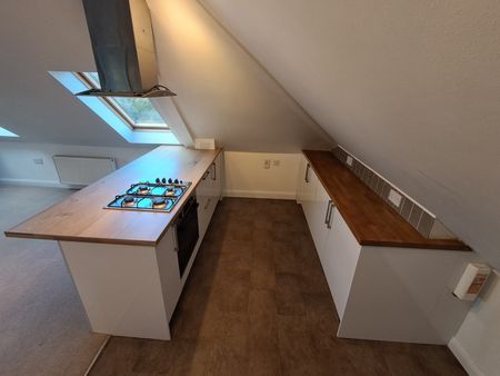 2 Bed Flat, Falcondale Road, BS9 - Photo 5