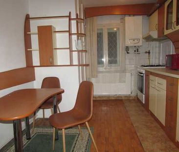 Apartament 3 camere, decomandat, 70 mp, zona strazii Gheorghe Dima - Photo 2