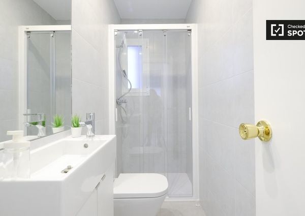 madrid, Community of Madrid 28044