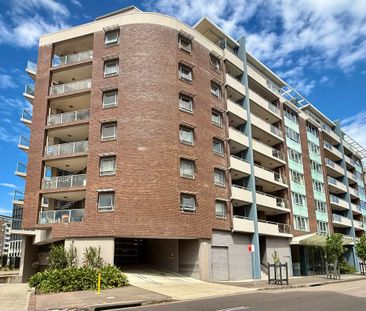 606/25 Bellevue Street, Newcastle West - Photo 1