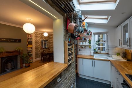 2 Bed Flat, Deronda Road, SE24 - Photo 4