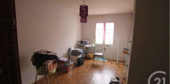 Location Appartement 3 pièces 71m² GANNAT 03800 - Photo 2