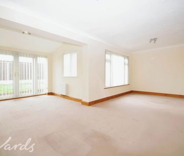 5 bedroom detached house to rent - Photo 1