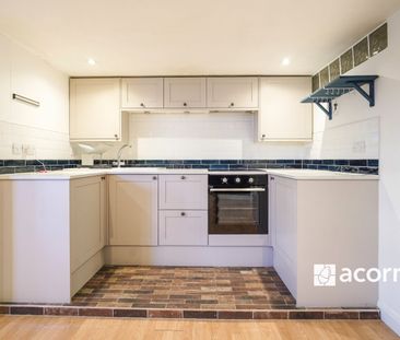 Ground Floor Flat to rent - Waller Road, London, SE14 - Photo 1