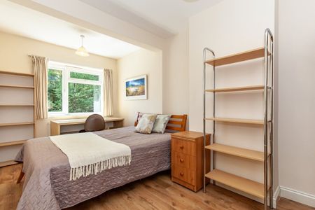 Beechey Avenue, Marston - Photo 5