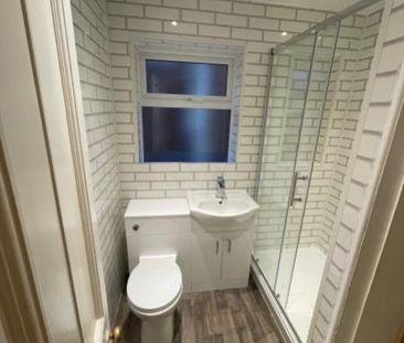 5 bedroom terraced house to rent - Photo 6