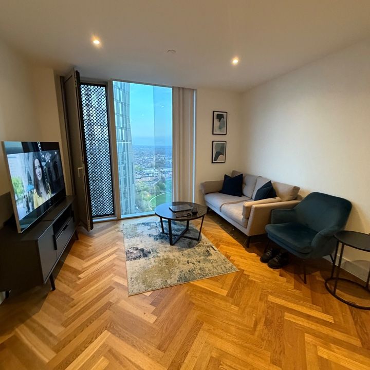 2 Bed Penthouse, Manchester, M15 - Photo 1