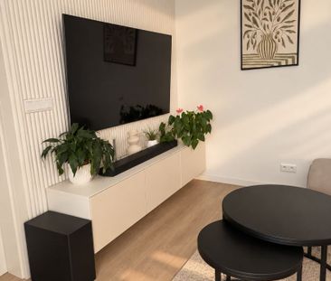 NA PRENÁJOM | Štýlový 2-izbový byt s veľkým balkónom v Slnečnice UNIQ – Fotografia 4