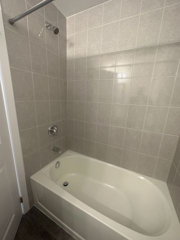 For Lease - 5055 Greenlane Road Unit# 337, West Lincoln, Ontario - Photo 2