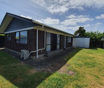 Prime Location - Photo 3