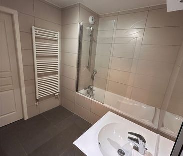 Location Appartement 3 pièces 67m² - Photo 5