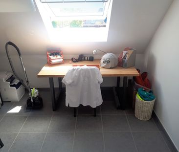 2 slaapkamerappartement met terras en 2 autostaanplaatsen - Photo 1