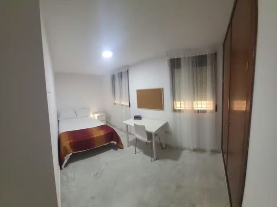 Calle Historiador Juan Manzano, Dos Hermanas, Andalusia 41089 - Photo 1